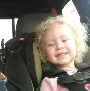 Meet your Posher, Eva